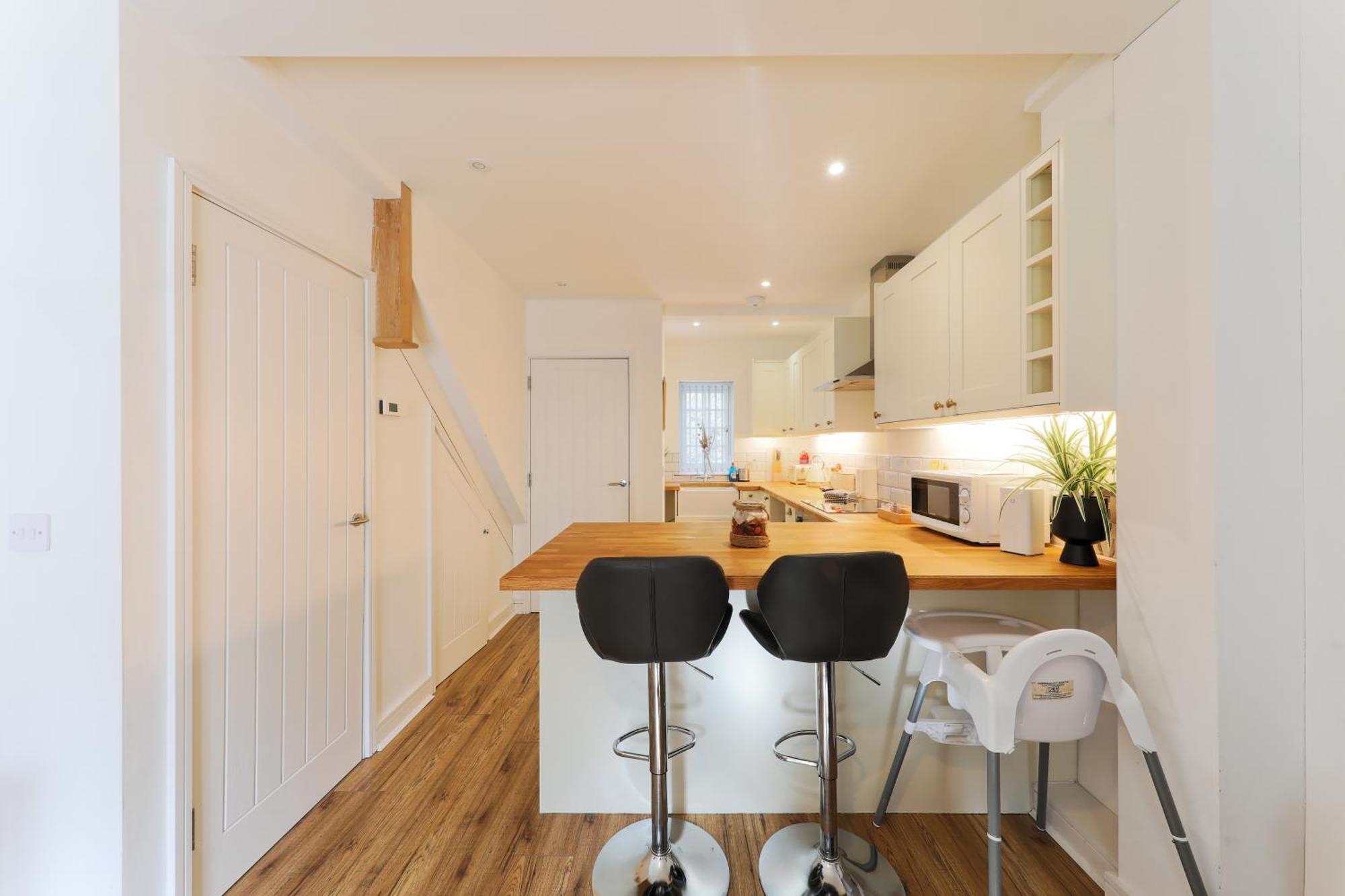 Hythe Townhouse Retreat Vila Exterior foto